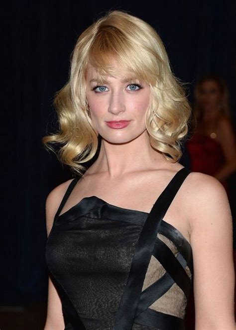 beth behrs hot